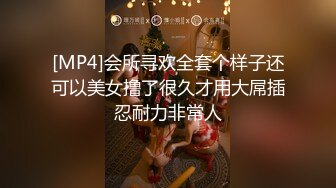 门口蹲守突然冒出个白眉老头，吓我一跳，原来女主在后面