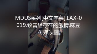 富二代坐拥两条母狗 各种玩虐爆操 小穴依旧还算粉嫩