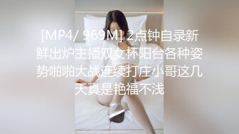 临盆孕妇也疯狂，看这肚子就知道月份不小了，镜头前展示骚逼特写自己揉奶子，都有奶水了精彩不要错过