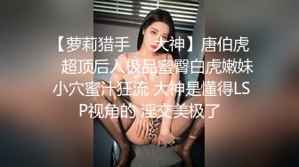 2024.7.15最新SVIP福利，【绿帽嫣然一笑】，一个肛交一个操逼，第一次尝试三根鸡巴，老婆挺享受