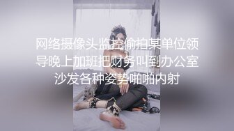 ❤❤麻花小辫清纯美少女，发骚黄瓜磨蹭骚逼，地上假屌骑乘位，猛捅小骚逼，娇喘呻吟喊爸爸