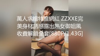 麻将馆的老板娘真鸡巴骚，楼上嗨皮一下蝴蝶骚逼露脸口交大鸡巴，奶子不小很圆润，被大哥无套抽插浪叫冒白浆