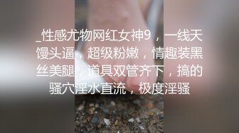 据说是某地三线大奶气质嫩模为了上位卖力床战导演时被黑客入侵电脑偷偷拍摄过程视频曝光!屁股扭的肯定很爽,真漂亮！