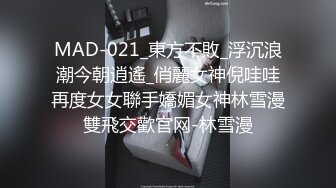 刺激剧情女郎带上全套和几个猛男玩拳击没等打完衣服都给脱光了菊花阴道一起干